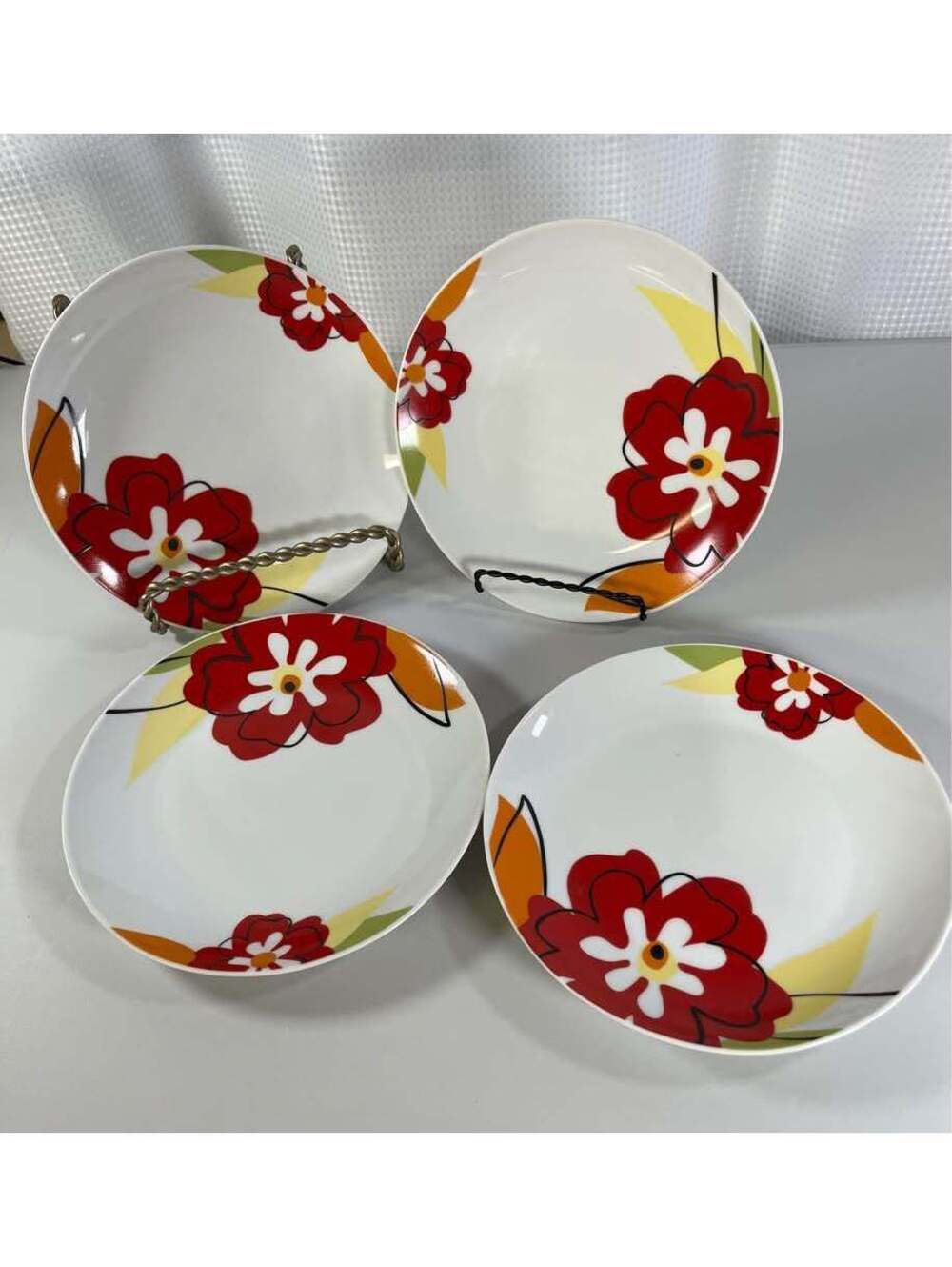 Corsica Home Fiji Porcelain Plates - Set of 4